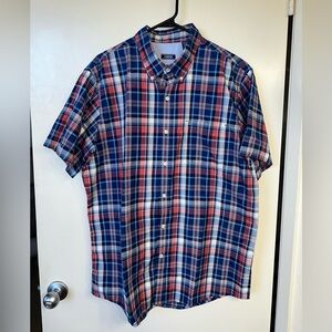 IZOD Men's Breeze Short Sleeve Button Down Gingham Shirt